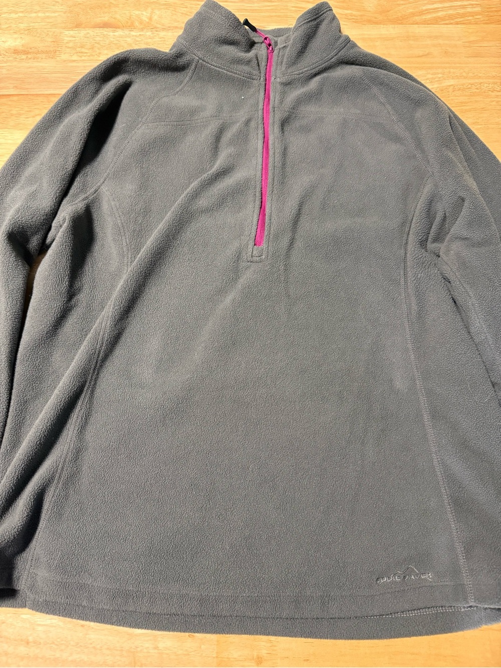 Eddie Bauer Women’s Gray Quarter Zip Fleece Pullover Pink Trim Size XL